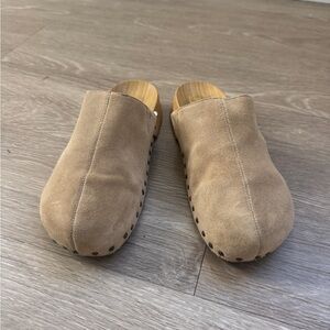 Zara Tan Suede Mules